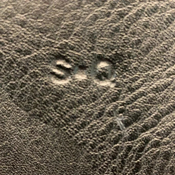 S-Q Vegan Faux Leather Contemporary Minimalist Chic Practical Tote - Picture 3 of 3